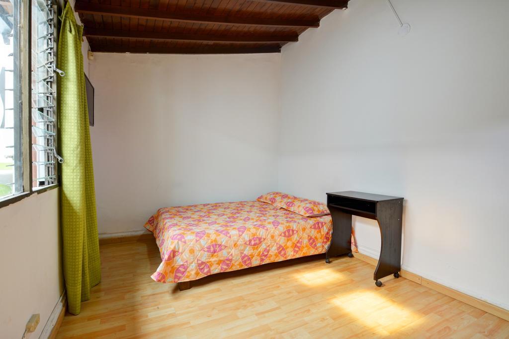 Casa Grande Grupos Siete Big House 7 Bedrooms Holiday home *